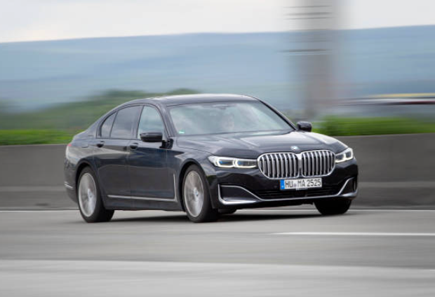 BMW's Vision of Autonomous Driving: Shaping the Future of Mobility