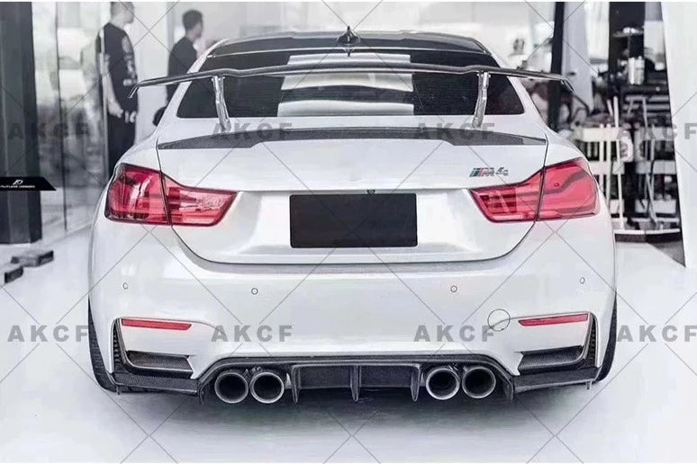 Carbon Fiber V Style Rear Bumper Diffuser For BMW M3 F80 M4 F82 F83 2014-2020 Rear Splitters